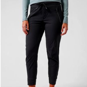 Athleta Trekkie North Joggers